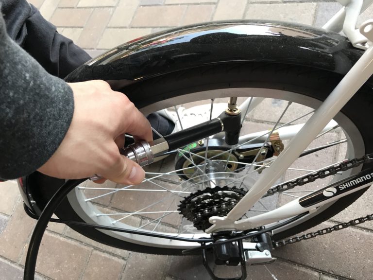 イオンに自転車置いて